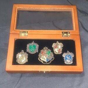 Hogwarts House Crest Pin Set in Wooden Display Box